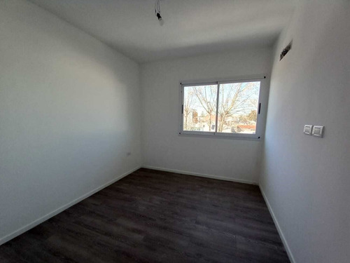 Departamento En Venta En Berazategui, G.b.a. Zona Sur, Argentina