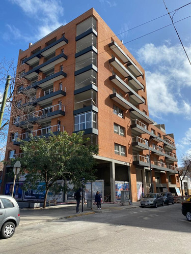 Venta Departamento De 2 Ambientes Proximo A Estrenar En Saavedra