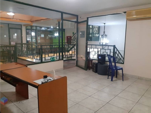Imagen 9 de 10 de Gliomar Rodriguez Local En Alquiler Pa-12, Cc Paseo Ateneo, Av Bolivar Norte Mc-5237466 04120331465/04244703930