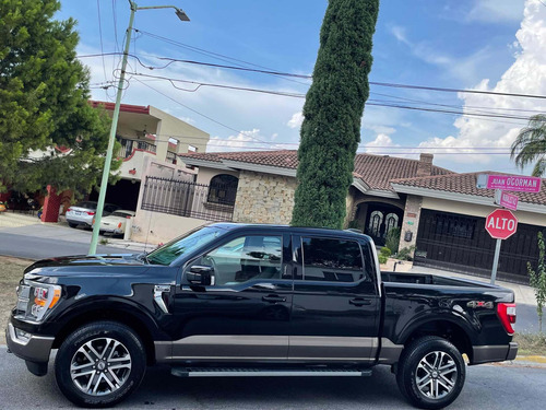 Imagen 5 de 11 de Ford Lobo Lariat 2021 3.5 Doble Cabina 4x4 Platinum Raptor
