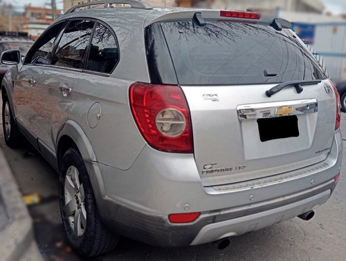 Imagen 4 de 24 de Chevrolet Captiva 2.0 Td 4x2 Ltz At 7as 2011