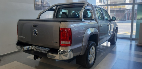 Imagen 12 de 25 de Volkswagen Amarok Highline 4x2 2.0 Tdi 180cv 0km 2023 Gp