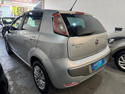 Fiat Punto 1.6 16v Essence Flex 5p