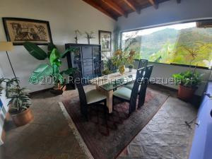 Bello Town House En Venta En La Tahona