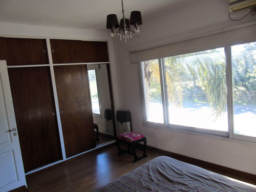Venta Villa Sarmiento Triplex 4 Amb. Apto Credito