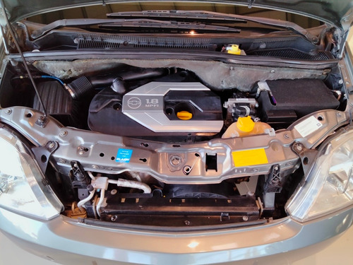 Imagen 12 de 12 de Chevrolet Meriva 1.8 Gl Plus 2012