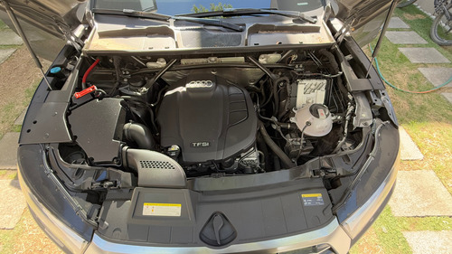 Audi Q5 2.0 L T Dynamic Dsg