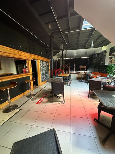 Pub Restaurant Pizzería En Arriendo 120 Uf, Venta Derecho D