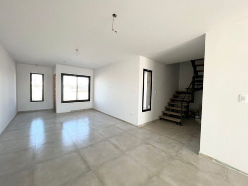 Imagen 17 de 27 de Venta Duplex En Docta. 3 Dorm.. Vista A Las Sierras. Calefaccion Central