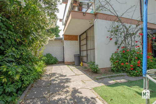 10% Off Casa En Venta De 6 Dorm. En Ñuñoa