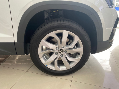 Imagen 3 de 25 de Volkswagen Taos Comfortline 1.4 250 Tsi At 150 Cv 2022 0km 2
