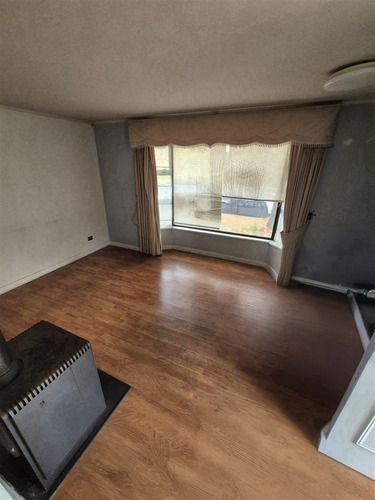 Casa En Venta De 3 Dorm. En Los Angeles