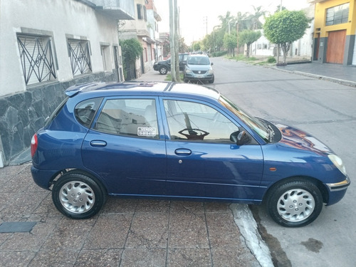 Daihatsu Sirion 2001 1.0 Mt