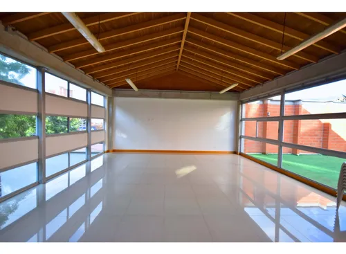 Se Vende Apartamento En El Primer Parque De Laureles