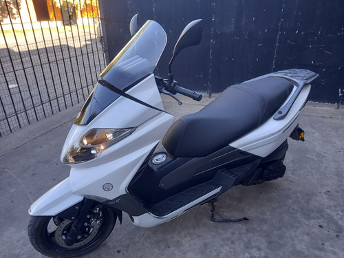 Imagen 1 de 10 de Benelli Zafferano 250