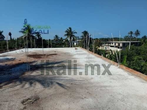 Imagen 19 de 22 de Renta Bodega Colonia La Calzada Tuxpan Veracruz. Ubicada En Boulevard A La Barra Norte # 224, En La Colonia La Calzada En El Municipio De Tuxpan Veracruz, La Bodega Cuenta Con Una Superficie De 400 M