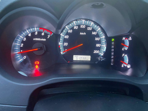 Imagen 8 de 12 de Fortuner 4x4 Blindada 2015