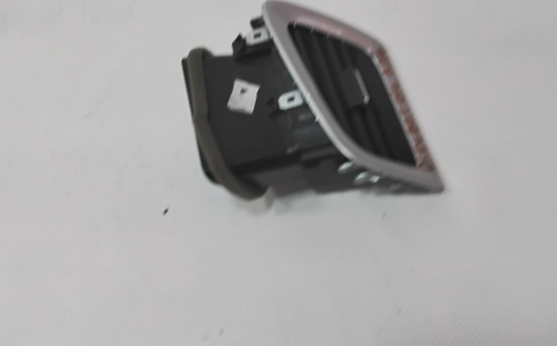 Rejilla O Difusor De Aire Auto Terrain 2017 Original Usado (Usado)