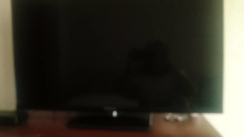 Imagen 2 de 3 de Televisor Pantalla Plana Panasonic 32