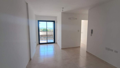 Venta Departamento A Estrenar Alberdi Externo Con Balcón