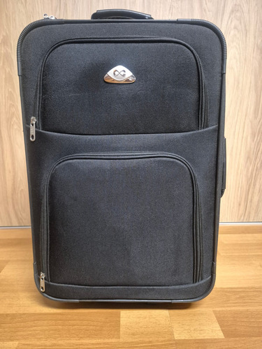 Carry On - Valija Chica Primark, Para Cabina 21.5 Negro Lisa (Usado)
