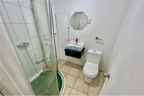 Venta De Edificio A Pasos Del Palacio De La Moneda