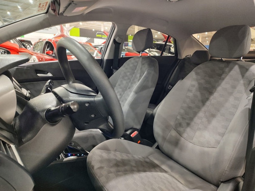 Imagem 12 de 20 de Hyundai Hb20s 1.6 Comfort Plus 16v 2017