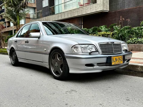 Mercedes-benz Clase C 2.4 Elegance 4 P