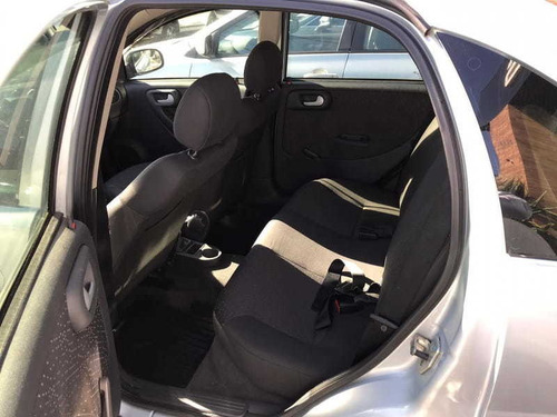 Chevrolet Corsa Sedan Premium 1.4 8v(econo.flex) 4p
