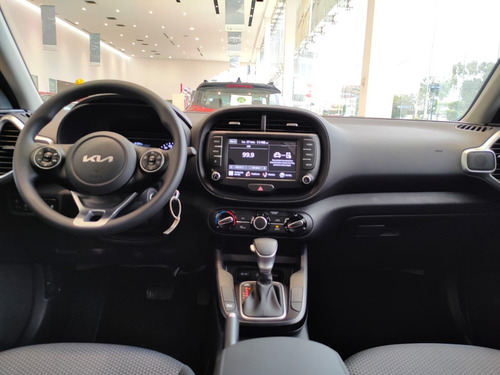 Imagen 7 de 14 de Kia Soul Lx T/m 2022