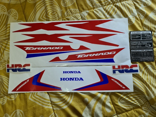 Kit De Calcos Honda Tornado Hrc 250 2018 Moto Blanca Envios!