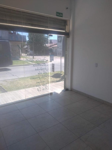 Imagen 12 de 16 de Local En Venta - Zona Ituzaingo - Permuta