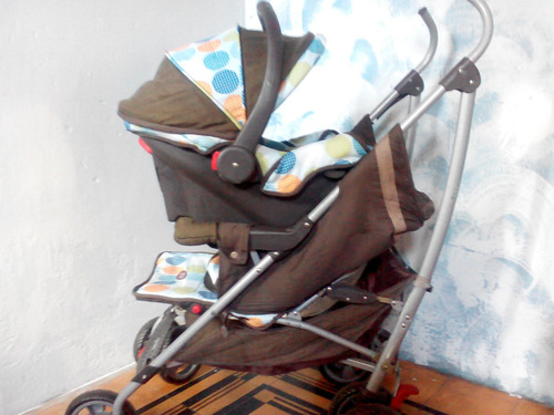 Combo De Coche Con Porta Bebe Marca Stork En Oferta