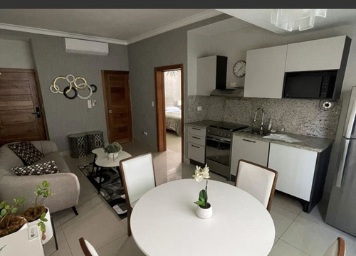 Apartamento En El Vergel, Santo Domingo