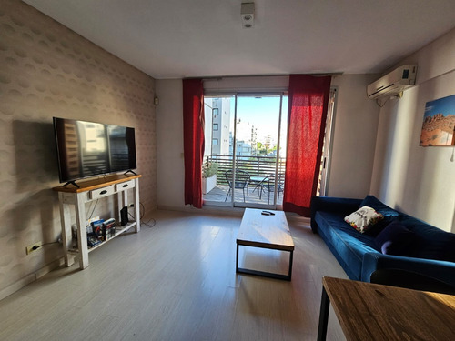 Moderno Dúplex De 3 Ambientes Con Piscina Y Laundry En Palermo Hollywood