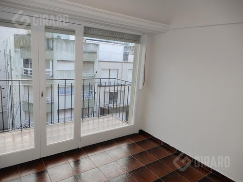 Imagen 14 de 19 de 2 Amb. A La Calle C/ Balcón Invertido | Excelente Estado | Reciclado A Nuevo