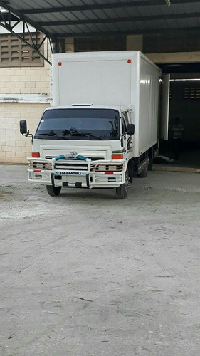 Imagen 3 de 10 de Servicios De Camiones De Mudanza