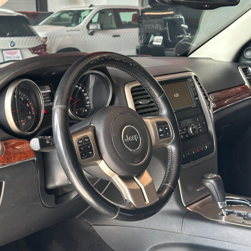 Jeep Grand Cherokee Limited V6 4x2 At