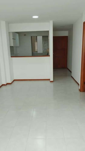 Apartamento Para Arriendo En Manga Cod 77937