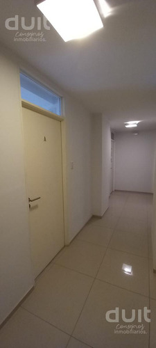 Venta De Oficina En Grand Astoria Oficce 7 Piso