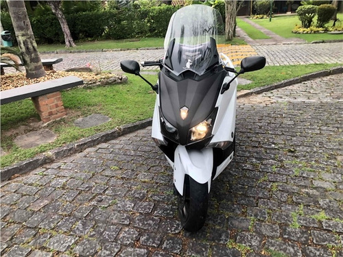Imagem 11 de 13 de Yamaha Tmax