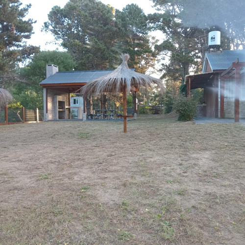 Casa En Venta - 2 Dormitorios 2 Baños - 120mts2 - Nueva Atlantis