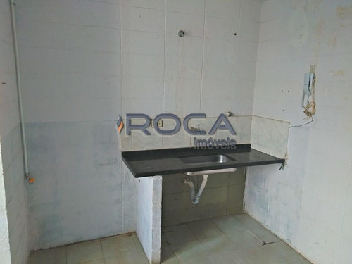 Venda De Apartamentos / Padrão Na Cidade De São Carlos 24869