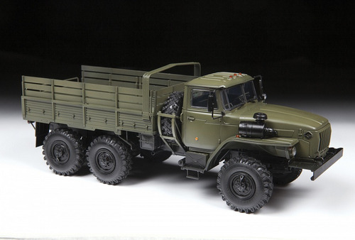 Russian Army Truck Ural 4320 By Zvezda # 3654