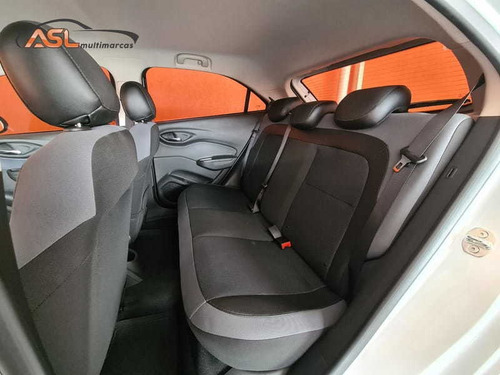 Imagem 5 de 15 de Chevrolet Onix Activ 1.4 8v