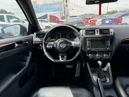 Volkswagen Jetta 2.0 Gli Dsg Paq. Navegación At