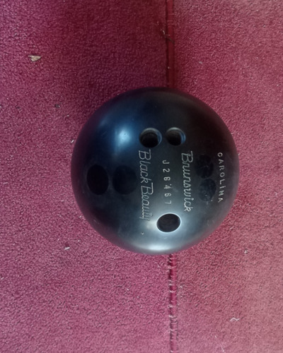 Pelotas De Bowling Brunswick Color Negro 10 Libras, Usada