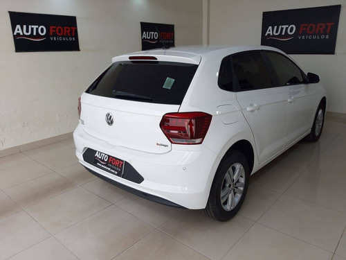 Imagem 6 de 10 de Volkswagen Polo 1.0 Mpi Total Flex Manual