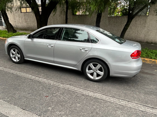 Volkswagen Passat 2.5 Highline L5 P Nave At