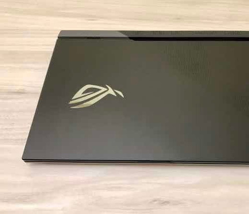 Laptop Asus Rog Strix G731gt (Usado)